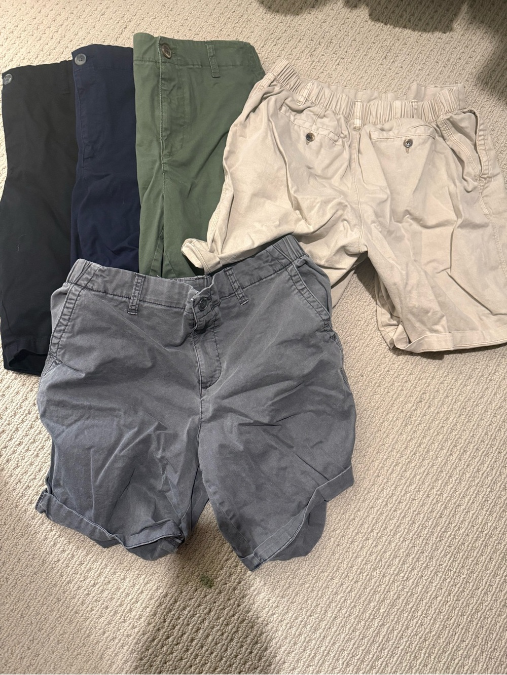 Old Navy Women’s Shorts Bundle - 5 Pairs - Size M